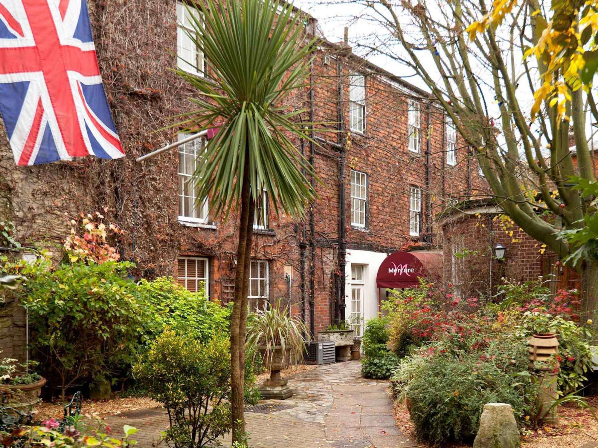 Mercure Salisbury White Hart Hotel & Apartments Exterior foto
