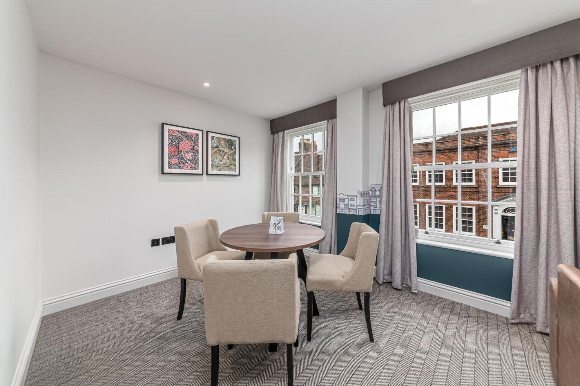 Mercure Salisbury White Hart Hotel & Apartments Exterior foto