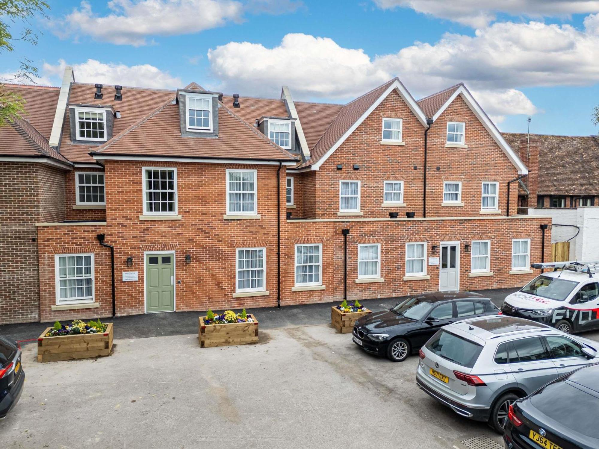 Mercure Salisbury White Hart Hotel & Apartments Exterior foto
